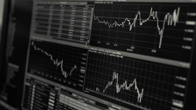 U.S. Weekly Fund Flows Insight Report: Conventional Fund And ETF Investors Give A Cold Shoulder To Equity Funds For The Fund Flows Week