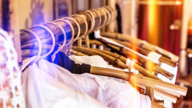 G-III Apparel Group (GIII) Beats Q2 Earnings Estimates