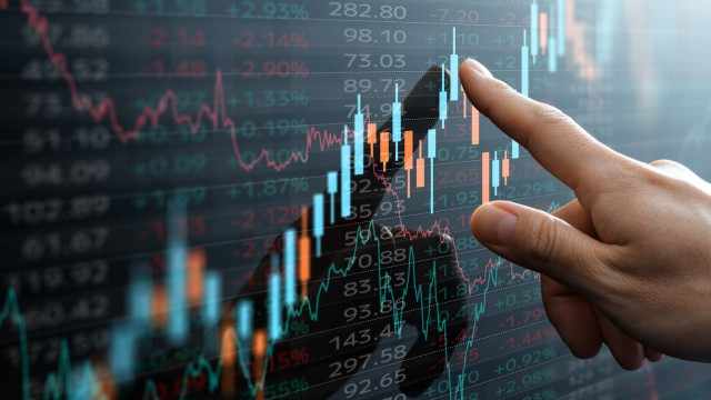 Composing Your Own Short Volatility Strategy With ETFs