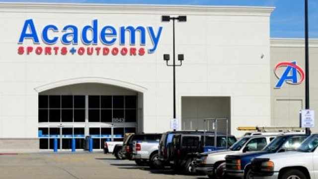 These Analysts Slash Their Forecasts On Academy Sports And Outdoors After Weak Q1 Earnings