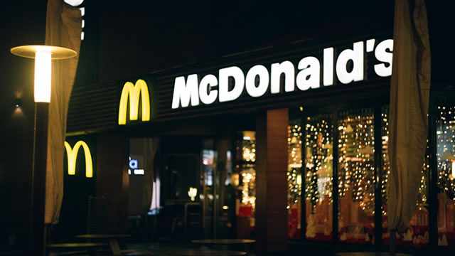 Is McDonald's a Must-Own Dividend Stock?