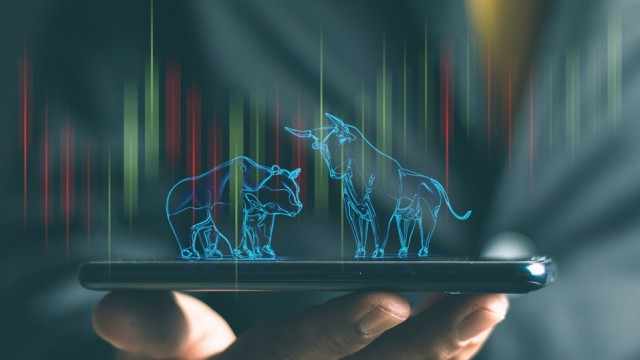 Direxion Debuts Bull/Bear ETFs for AI and Data