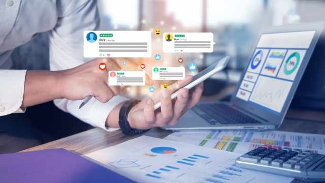 Social Media Stocks: The Strongest And Weakest Heading Into 2024