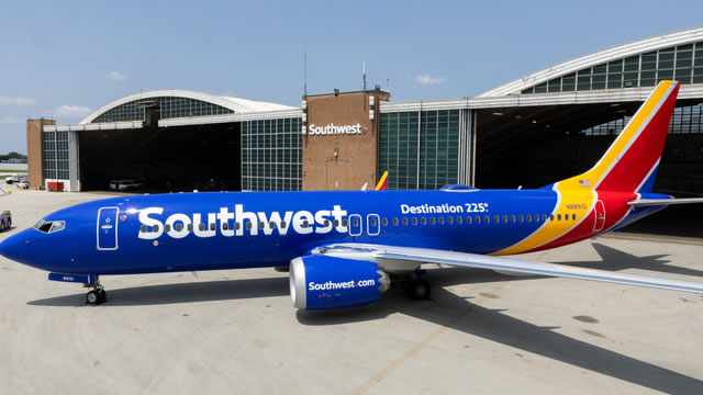 Elliot Management secures stake in Southwest Airlines allowing it to call special meeting