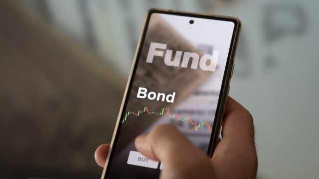 Bond ETFs Could Benefit as Cash Comes Off Sidelines