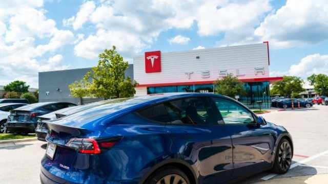 Tesla Rises on Future EV Plans Despite Q1 Miss: ETFs in Focus